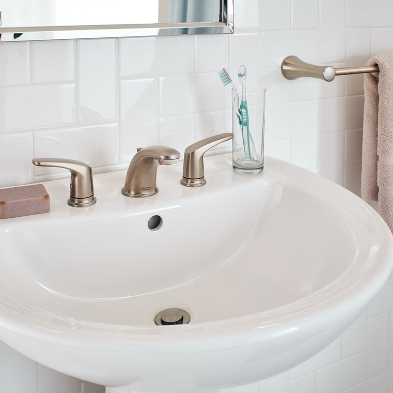 American Standard Colony PRO 8-Inch Widespread 2-Handle Bathroom Faucet 1.2 gpm/4.5 L/min With Lever Handles