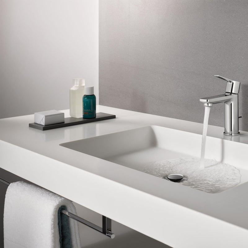 Grohe 40509 Essentials Cube 24" Towel Bar