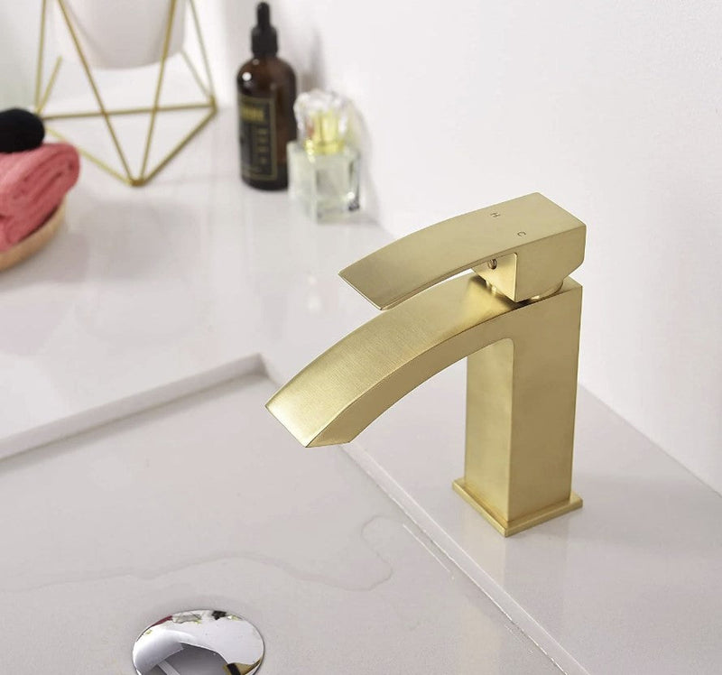 TC SATRO Single Hole Bathroom Faucet